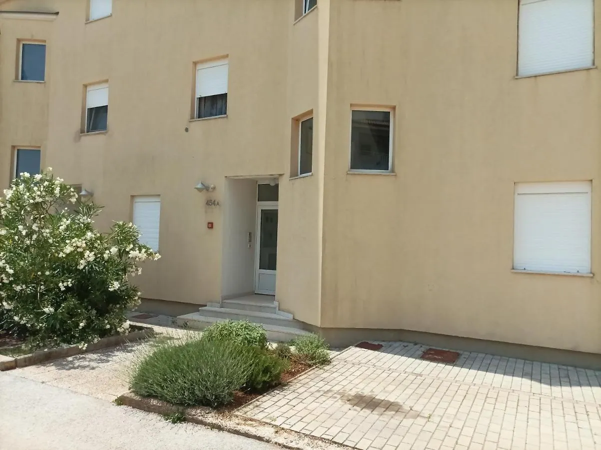 Apartment Eva Vodnjan